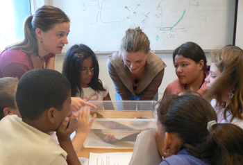 UCSC researcher teaches young scientists to engage with the public