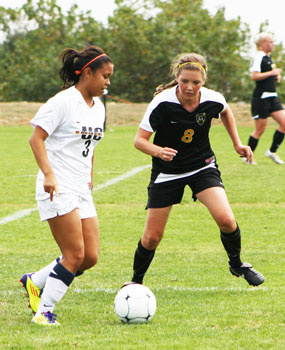 Taking it to the next level: Women’s soccer team qualifies for regional playoffs