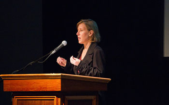 Scholarship Benefit Dinner highlights innovation, looks toward the future
