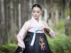 Korean traditional music & dance concert premieres UCSC faculty works