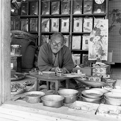 Gail Project exhibition studies military occupation of Okinawa through a photographic lens