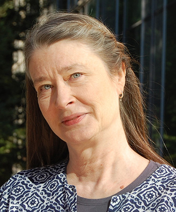 Veteran teacher shows how achievement gaps in STEM classes can be eliminated