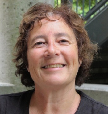 Psychology Professor Margarita Azmitia wins mentor award