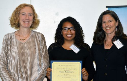 Social Sciences recognizes students for excellence in scholarship