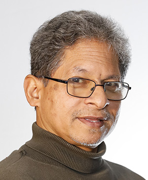 Headshot of Puragra "Raja" GuhaThakurta