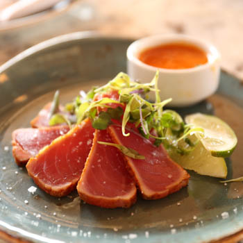 Study of U.S. tuna fisheries explores nexus of climate change, sustainable seafood