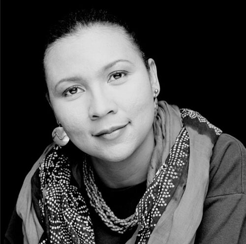 Alumna bell hooks—celebrated feminist theorist, cultural critic, artist, and writer—dies at 69