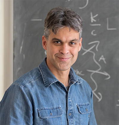 Astronomer Enrico Ramirez-Ruiz to give NSF Distinguished Lecture Oct. 6