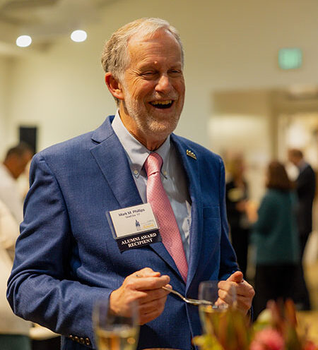 World-renowned supernova expert honored for breakthrough contributions to astronomy