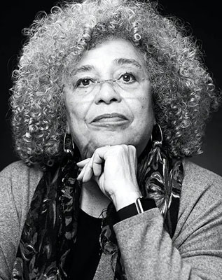 Distinguished Emerita Professor Angela Davis receives the Ada Louise Huxtable Prize for her contributions to architecture