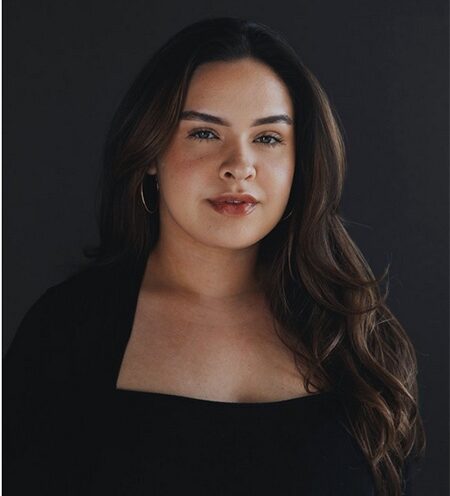 UCSC Alumna Carolina Ixta debuts first novel
