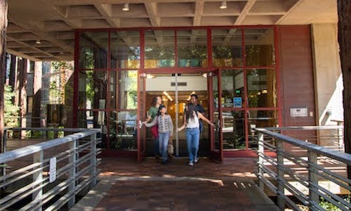 UC Santa Cruz recognized for excellence in undergraduate teaching, social mobility in latest U.S. News & World Report rankings