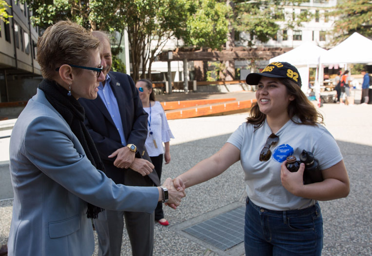 Marlene met with in-coming students