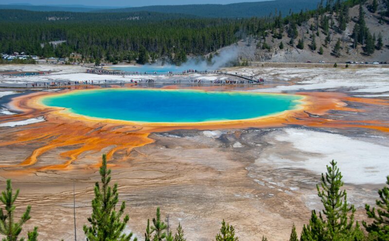 Land-based origins of life explored in UCSC-led special issue of ‘Astrobiology’